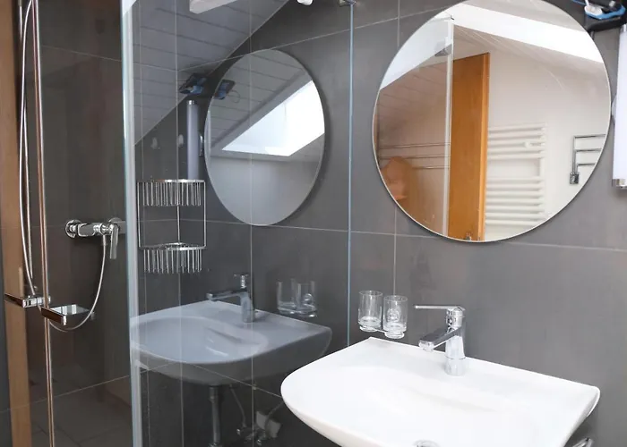 Arca 12 Лойкербад